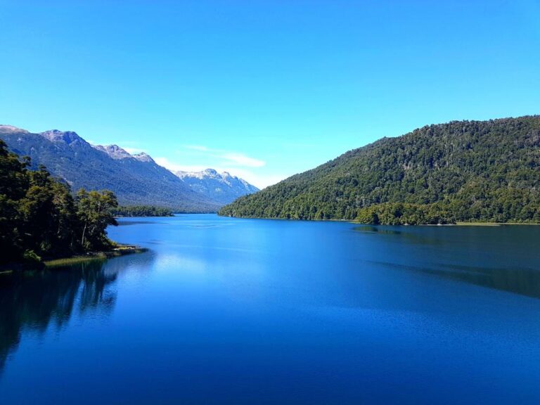 Lago Lacár, Argentinien