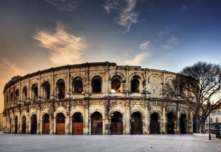 Les Arènes