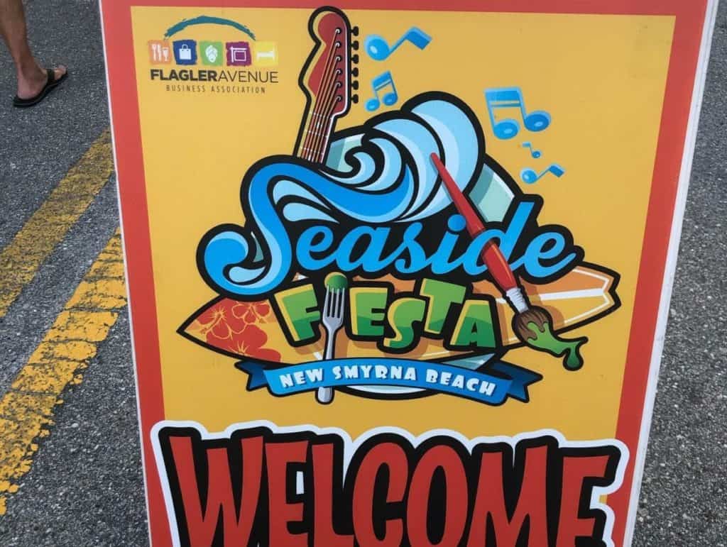 Jährliches Fest am Meer