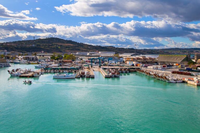Ancona Hafen