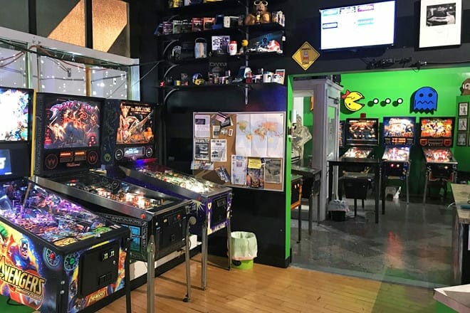 1984 video arcade