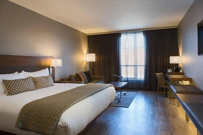 AC Hotel Cincinnati an den Banken
