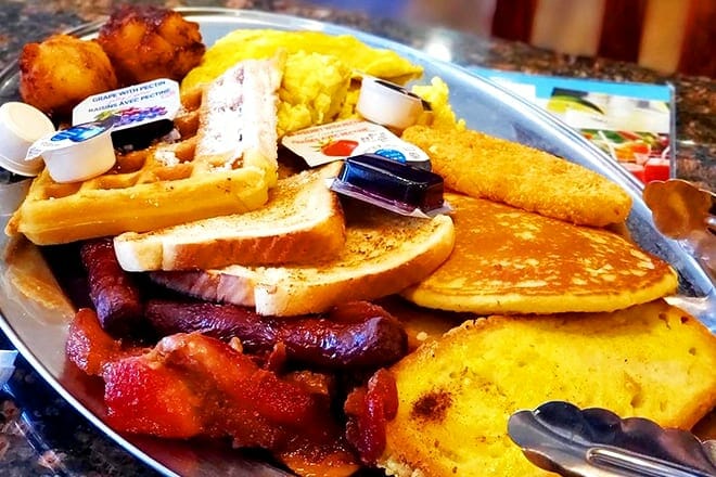 AlMac's Buffet