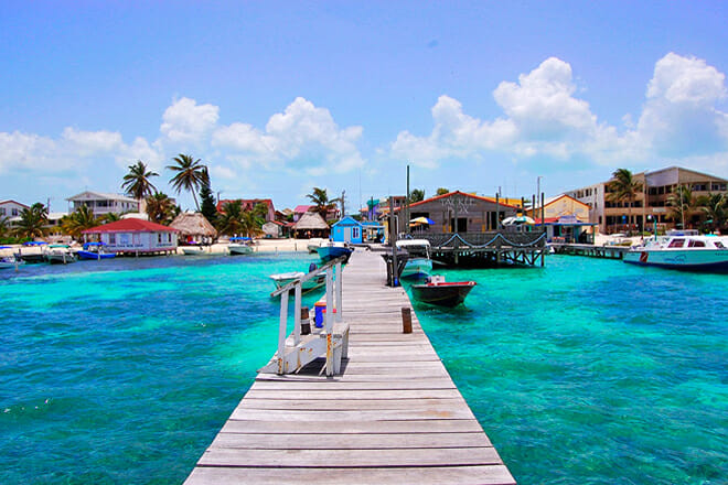 Ambra Caye