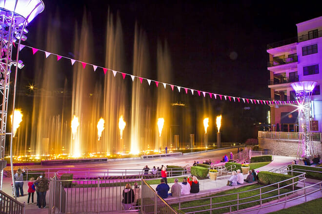 Branson Landing Springbrunnen-Show – Branson Landing
