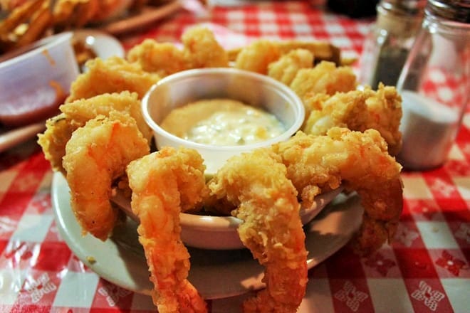 Doe's Eat Place