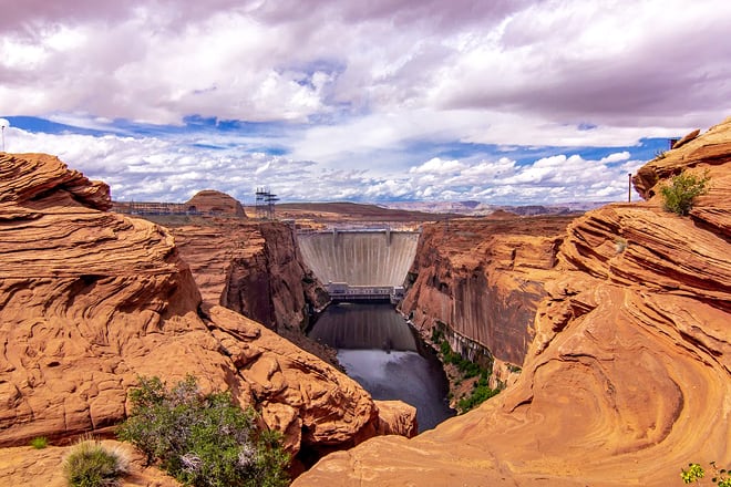 Blick auf den Glen-Canyon-Staudamm