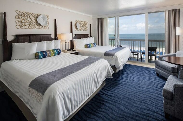 Golf Front Hotelzimmer Balkon im Tradewinds Grand Island Resort
