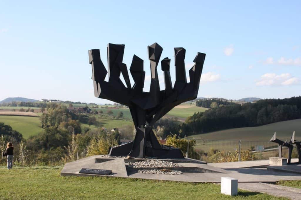 Mauthausen-Denkmal