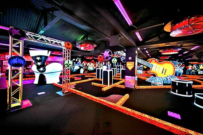Monster Mini Golf