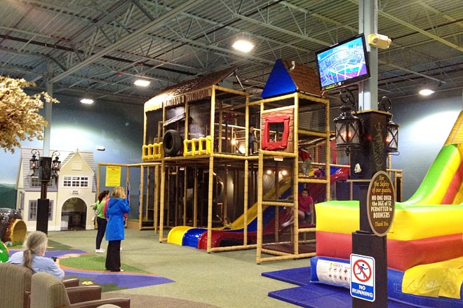 Mountain Play Lodge — South Asheville