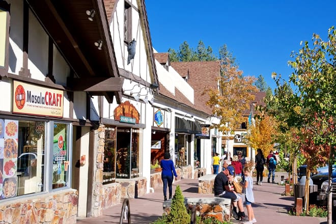 pine knot village