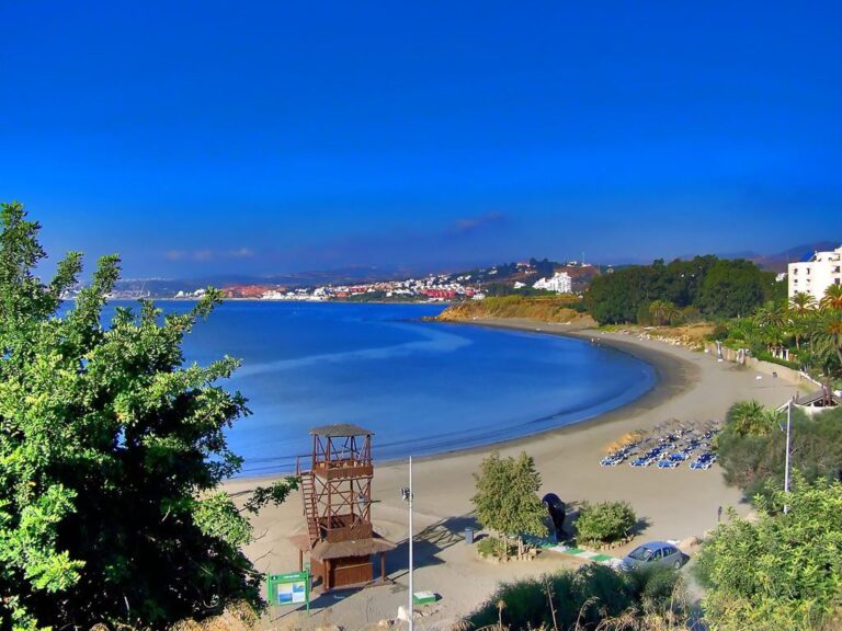 Playa del Cristo, Estepona