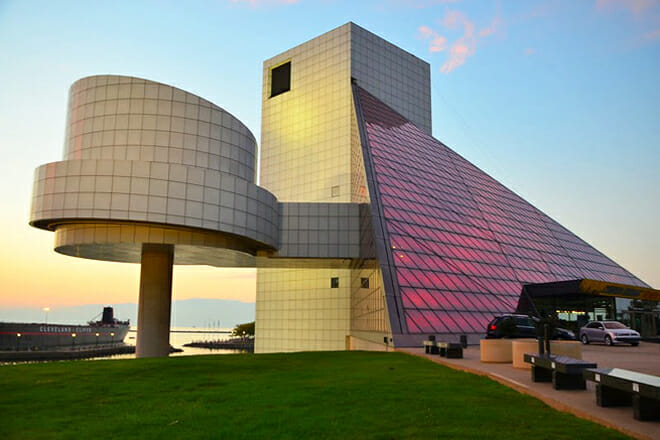 Rock And Roll Hall of Fame – Innenstadt von Cleveland
