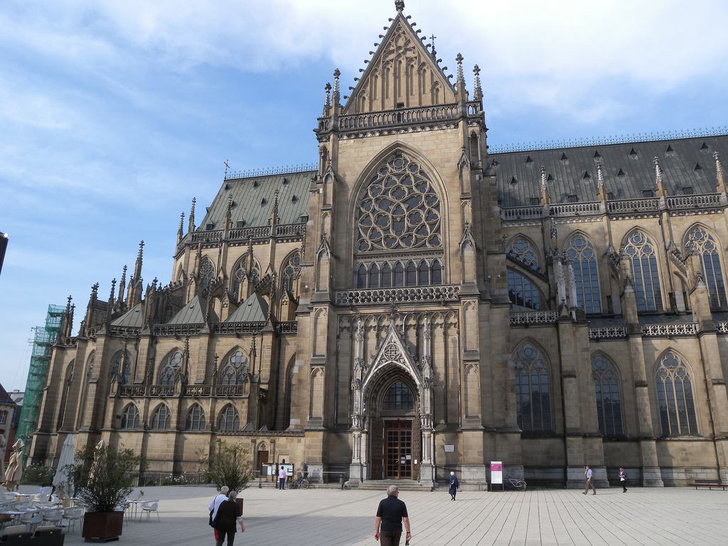 Der Neue Dom, Linz