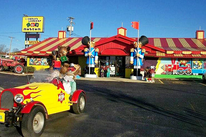 The World’s Largest Toy Museum — Branson Theater District